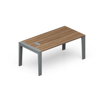 Отдельный стол с металлическим аутлетом для вывода электропроводки MYSE1810