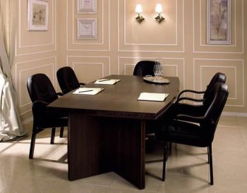 Стол для переговорной Monza