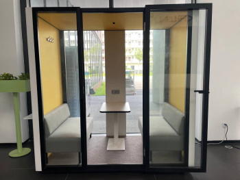 Телефонная будка M POD