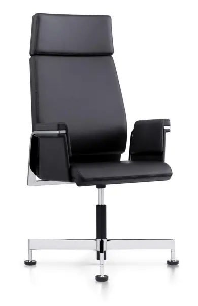 Офисное кресло AXOS с высокой спинкой. Фото 1