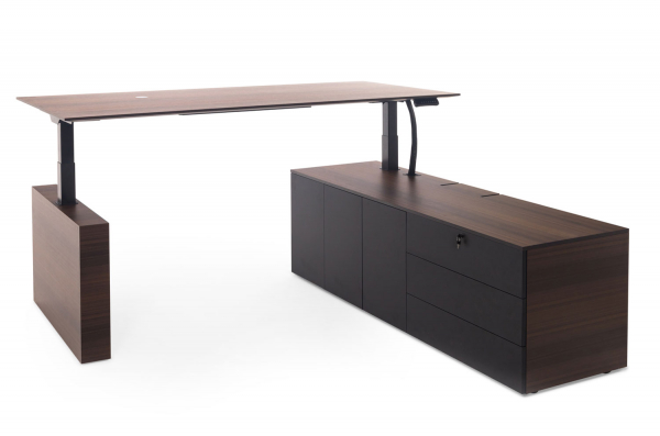 Кабинет руководителя Tesla. Фото 8