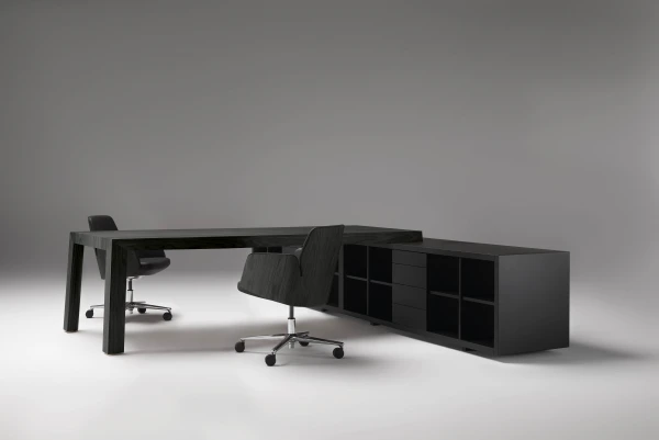 Кабинет руководителя Tola. Фото 1