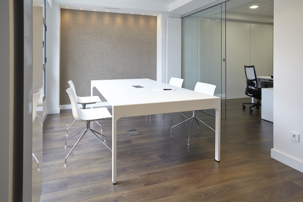 Столы для переговоров Lance. Фото 21